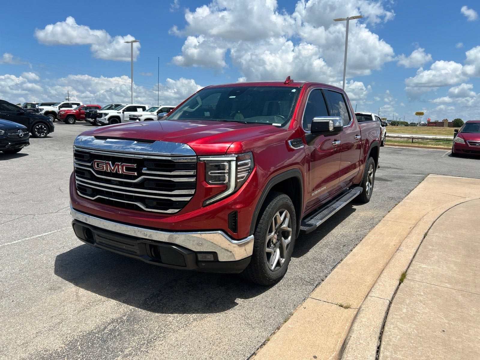 gmc sierra 1500 2024 3GTUUDED3RG132865 image gmc sierra 1500 2024 3GTUUDED3RG132865 image